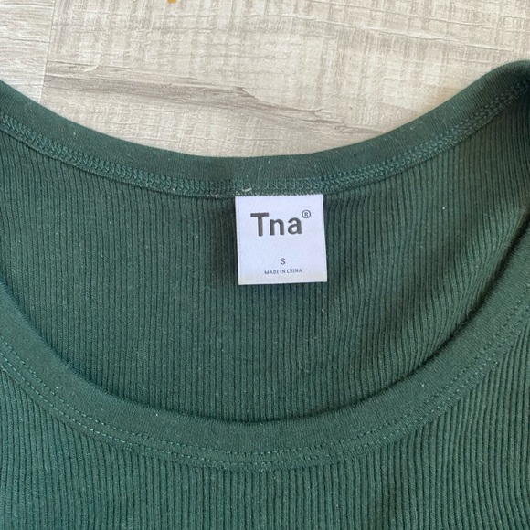 Dark green TNA ribbed tank top - Picture 3 of 3